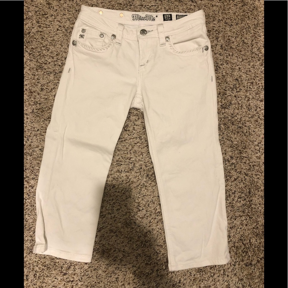 Miss Me Cuffed Capri Jeans